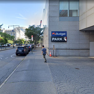 Parking in New York Brooklyn Bridge Area