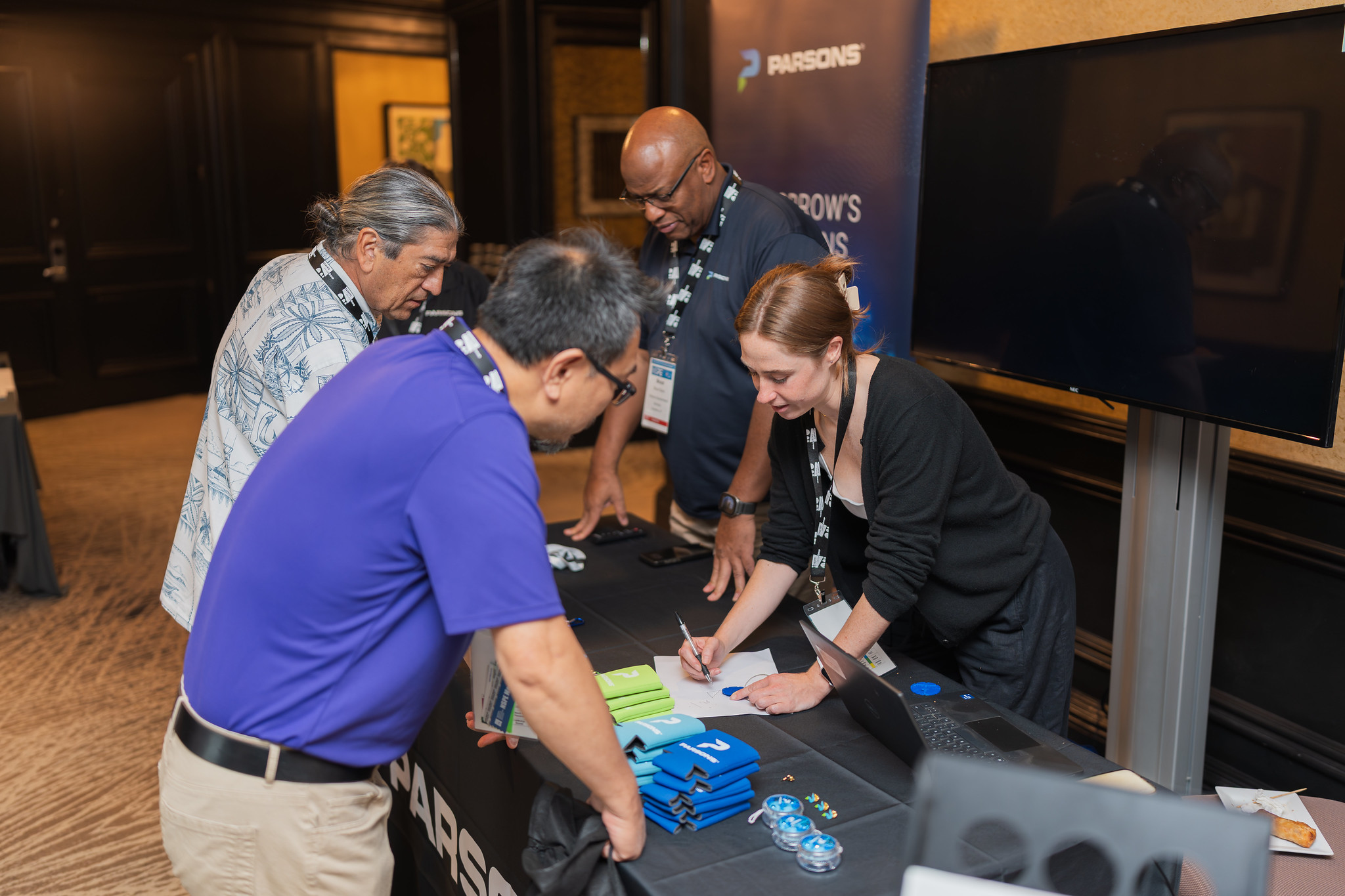 Exhibit booth personnel