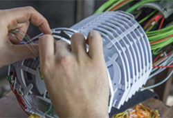 Gadget with wires