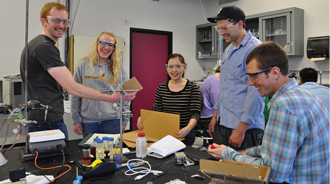 STUDENTS WORKING TOGETHER. UNIVERSITY OF UTAH DEPARTMENT OF CHEMICAL ENGINEERING